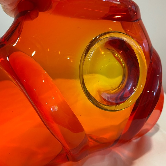 Glass Viking Serving Bowl in Orange - Picture 5 of 6